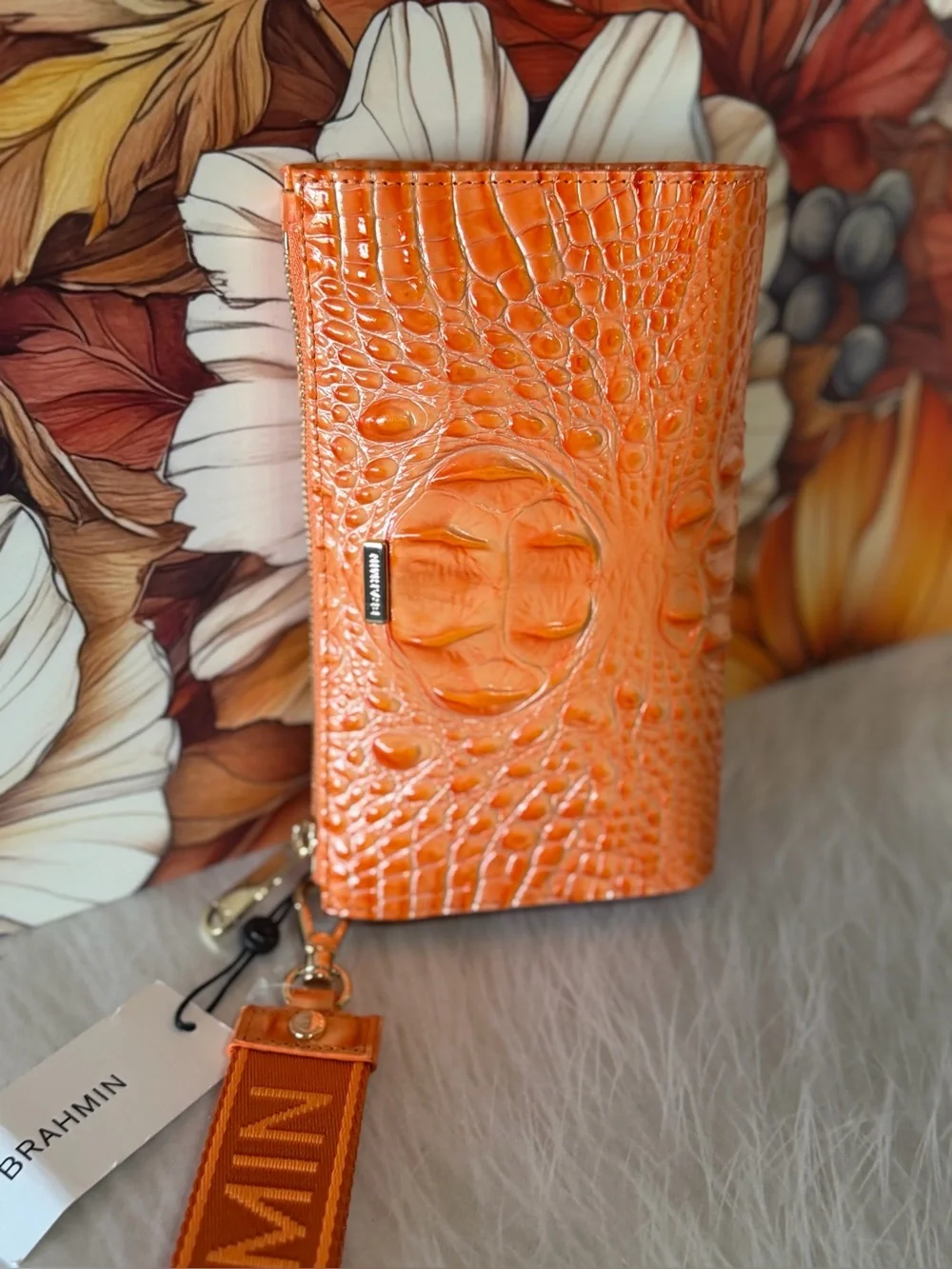 Price firm! Brahmin Adia Sola Orange Wristlet Clutch Wallet NWT SIMILAR TO DAISY
